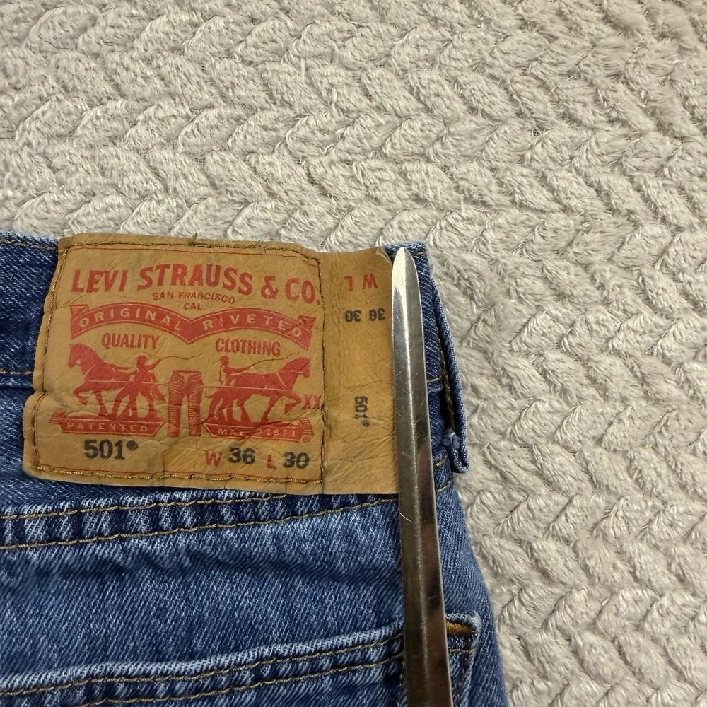 Levi's‎ 501 xx Button Fly Jeans Men's 36x30 Blue Original Fit Straight Leg Rodeo